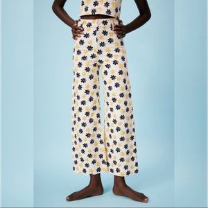 NWT Zara Marine Straight Daisy Jeans with Yellow and Black Flowers